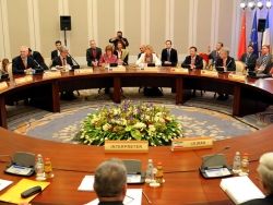Новость на Newsland: Саммит Россия-ЕС будет сложным из-за разногласий по Сирии